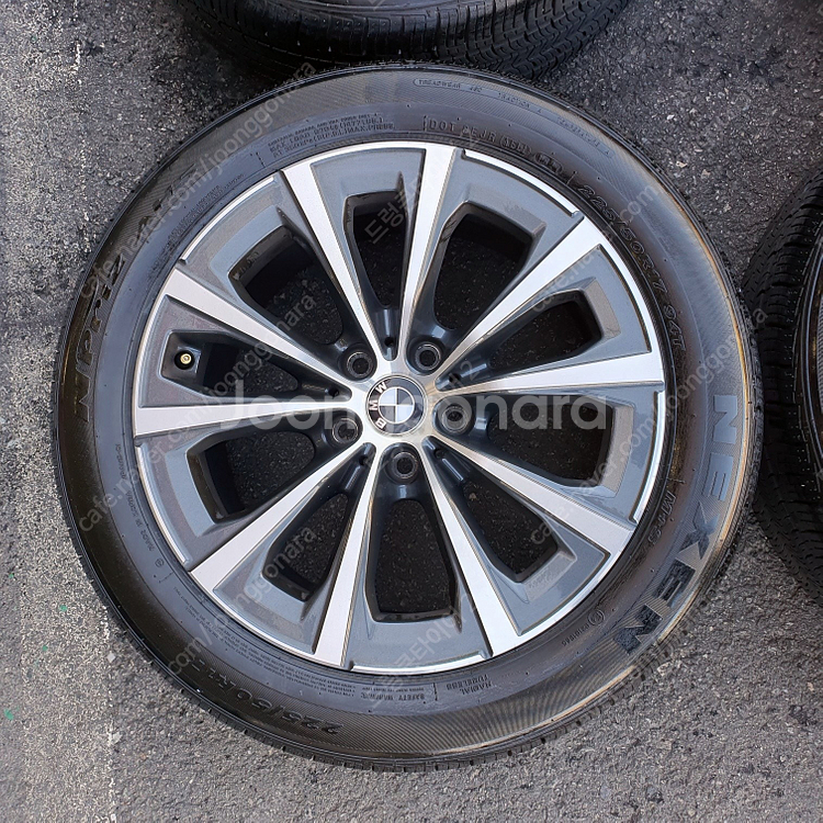 ♡BMW G20 신형320I 17인치 순정 휠타이어 225 50 17팝니다--4